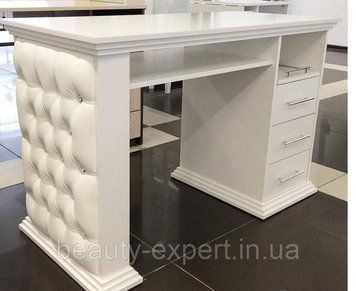Манікюрний стіл для салону краси однотумбовий на 3 ящики з полицею під стільницею VM131