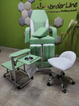 Комплект Мебели для педикюра 4 в 1 педикюрное кресло кушетка Luna с вытяжкой - подставкой и стул для педикюра