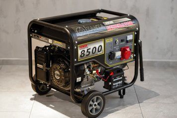 Бензиновый трехфазный генератор TANTA H9500 (380): 8-8,5 КВт с функцией автозапуска и двумя розетками